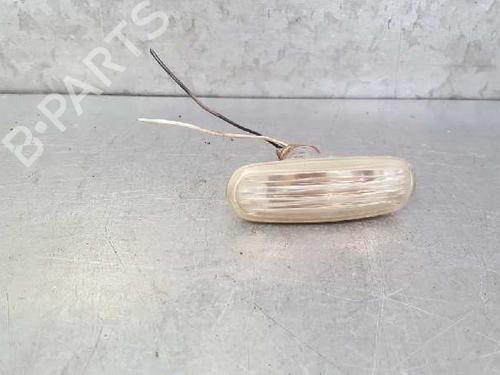 Used Right side indicator Right side indicator FIAT STILO (192_) 1.6 16V (192_XB1A) (103 hp) 12713976 12713976