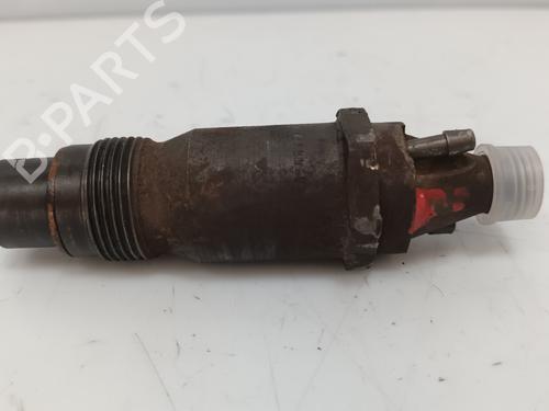 Injector CHRYSLER VOYAGER / GRAND VOYAGER III (GS_, NS_) 2.5 TD | BP19804096M100 