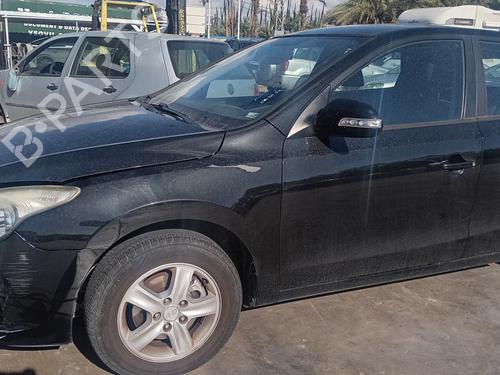 Right headlight HYUNDAI i30 Estate (FD) 1.4 | BP30577512C29 