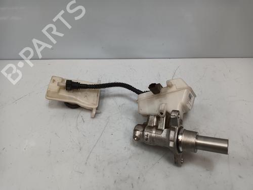 Brake master cylinder PEUGEOT 308 II (LB_, LP_, LW_, LH_, L3_) | BP19789207M77