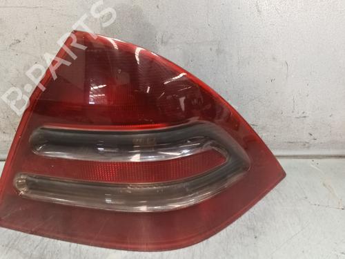 Used Right taillight MERCEDES-BENZ C-CLASS (W203) C 220 CDI (203.006, 203.008) (143 hp) 17871194