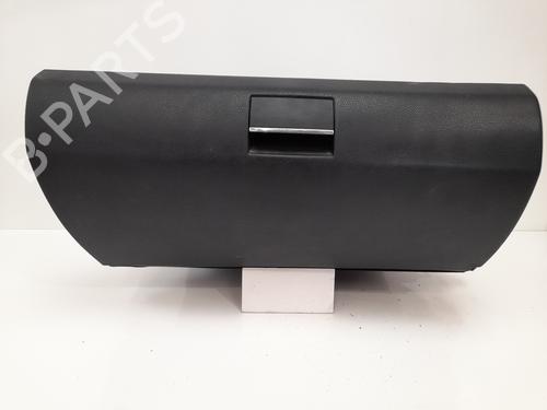 Used Glove box MERCEDES-BENZ B-CLASS Sports Tourer (W245) B 180 CDI (245.207) (109 hp) 12775992