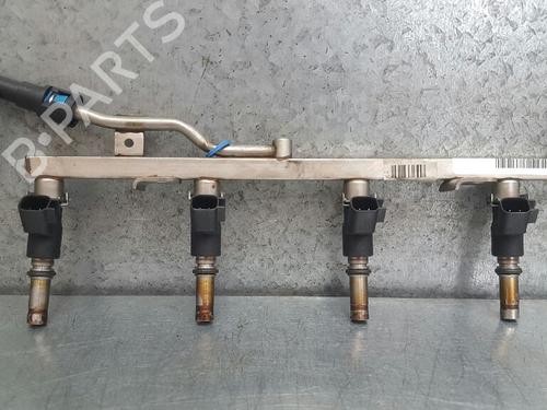 Used Injection rail OPEL ZAFIRA / ZAFIRA FAMILY B (A05) 1.6 (M75) (115 hp) 12736629