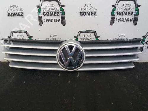 Used Grille VW POLO (6N2) [1999-2001]  12687490