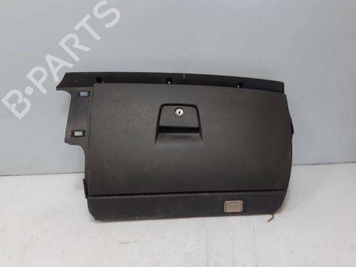 Used Glove box Glove box VOLVO C30 (533) 2.0 D (136 hp) 40197842 40197842