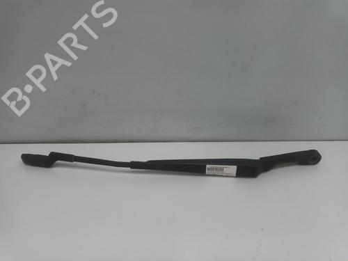 front-windshield-wiper-arm-opel-astra-j-p10-2009-2010-2011-2012-2013-2014-2015-2016-33411497 main image