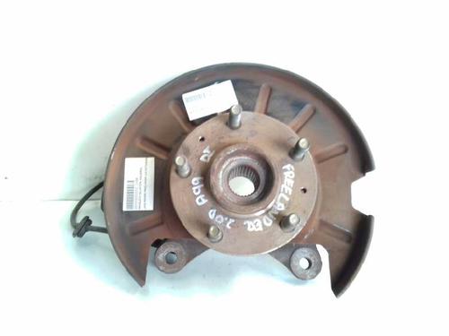 Used Left front steering knuckle LAND ROVER FREELANDER I (L314) 2.0 DI 4x4 (98 hp) 12742820