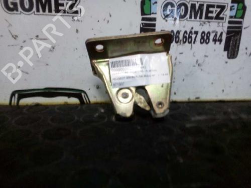 Used Tailgate lock PEUGEOT 205 II (20A/C) [1987-2000]  18486424