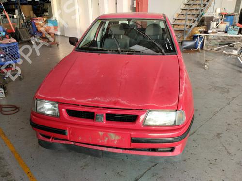 Right front indicator SEAT IBIZA II (6K1) 1.6 i | BP16301758C33