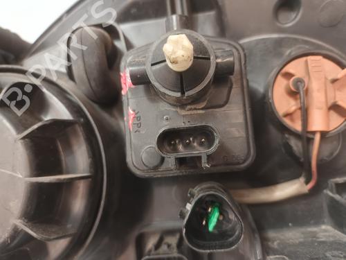 Right headlight HYUNDAI SANTA FÉ I (SM) 2.0 CRDi | BP30110969C29