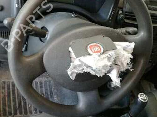 Lampa tylna klapy bagażnika lewa FIAT PUNTO (188_) 1.3 JTD 16V | BP12819757C79 