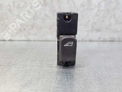 Used Right rear window switch Right rear window switch JAGUAR X-TYPE I (X400) 2.5 V6 All-wheel Drive (196 hp) 12714376 12714376