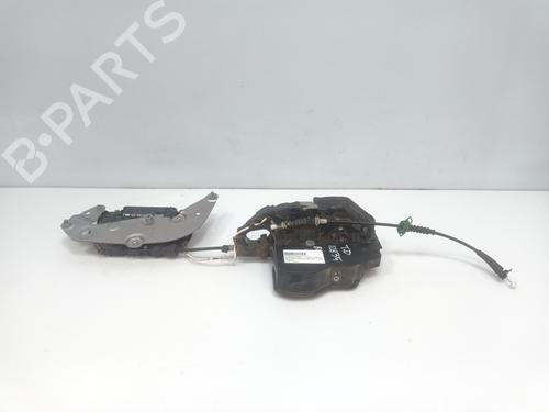 Højre bagtil lås Højre bagtil lås BMW 5 (E60) 525 i (218 hp) 34168223 34168223