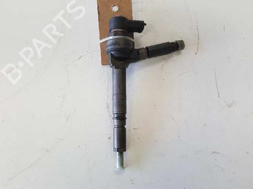 Used Injector OPEL ASTRA H (A04) [2004-2014]  12736545