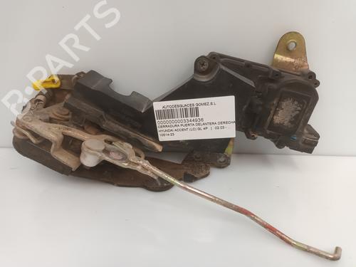 Høyre foran lås HYUNDAI ACCENT II (LC) 1.3 (84 hp) 20235981