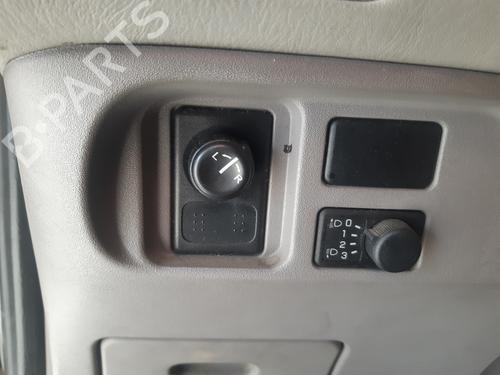 Left headlight NISSAN ALMERA TINO (V10) 2.2 dCi | BP32123678C28 