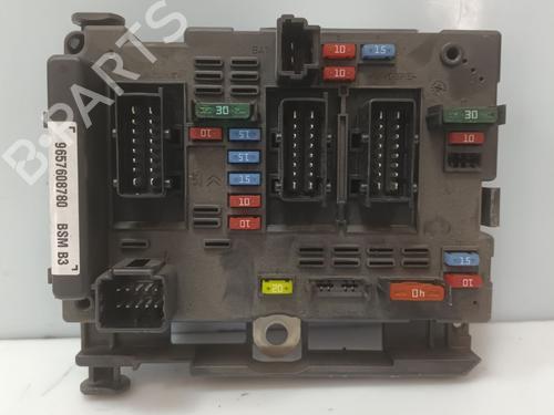 Used Fuse box Fuse box PEUGEOT 206 Hatchback (2A/C) 1.6 16V (109 hp) 34523688 34523688