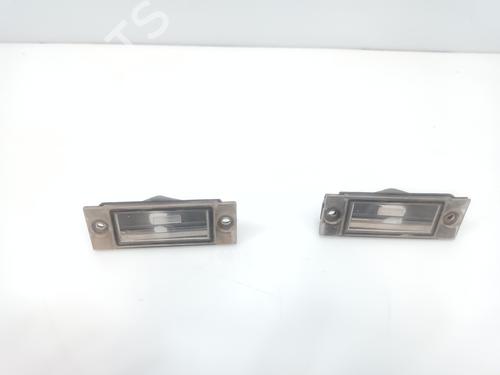 Used Licence plate light Licence plate light CHRYSLER VOYAGER IV (RG, RS) 2.8 CRD (150 hp) 33890587 33890587