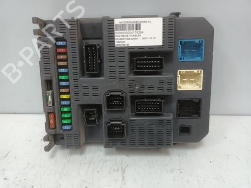 Used Fuse box PEUGEOT 308 I (4A_, 4C_) [2007-2016]  23274815