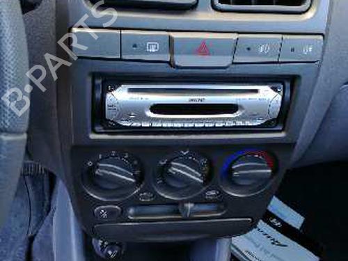 Right front window switch HYUNDAI ACCENT II (LC) 1.5 | BP12699850I26 