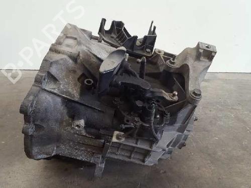 Gearbox VOLVO V70 III (135) 2.4 D | BP12818393M3 