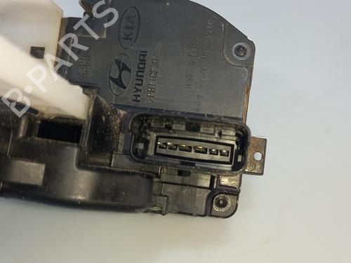 Serratura anteriore sinistra HYUNDAI i30 Estate (FD) 1.4 | BP30573991C98