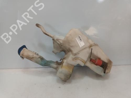 Used Windscreen washer tank VOLVO V40 Estate (645) 1.9 DI (115 hp) 30626930