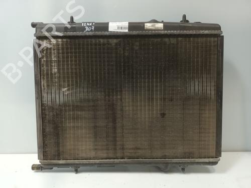 Used Water radiator PEUGEOT 307 (3A/C) 1.6 16V (109 hp) 30912322