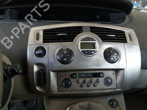 Engine control unit (ECU) RENAULT SCÉNIC II (JM0/1_)  | BP12749577M57 