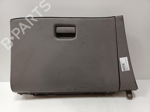 Used Glove box NISSAN ALMERA TINO (V10) 2.2 dCi (115 hp) 16674967