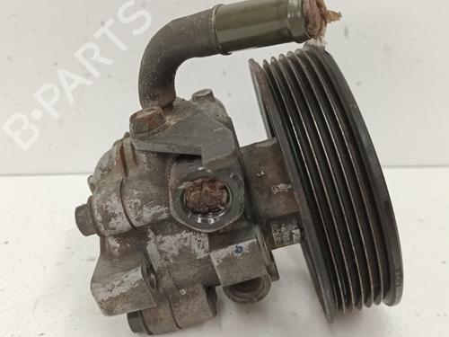 Used Steering pump HYUNDAI ELANTRA III Saloon (XD) 2.0 CRDi (113 hp) 13415741