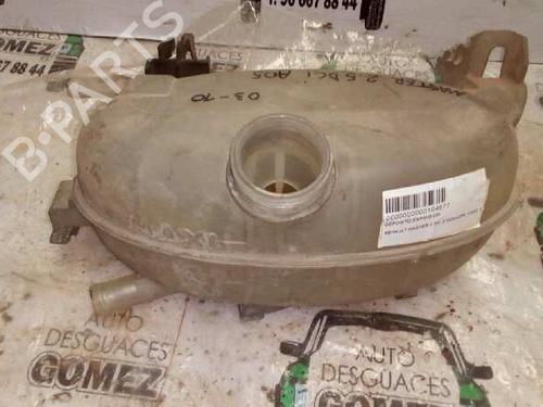 Used Expansion tank RENAULT MASTER II Van (FD) 2.5 dCi (101 hp) 12686328