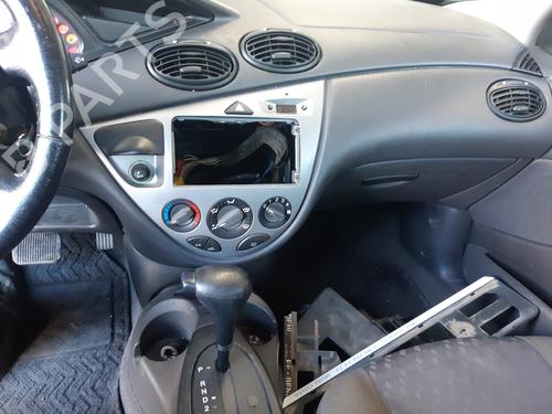Fuse box FORD FOCUS I (DAW, DBW) 1.6 16V | BP25304284E1 