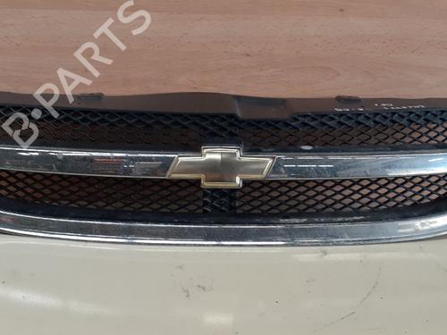 Used Grille CHEVROLET LACETTI (J200) 1.6 (109 hp) 12743503
