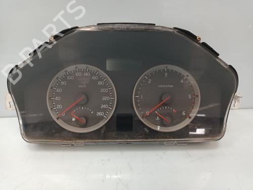 Used Instrument cluster VOLVO V50 (545) 2.0 D (136 hp) 18257734