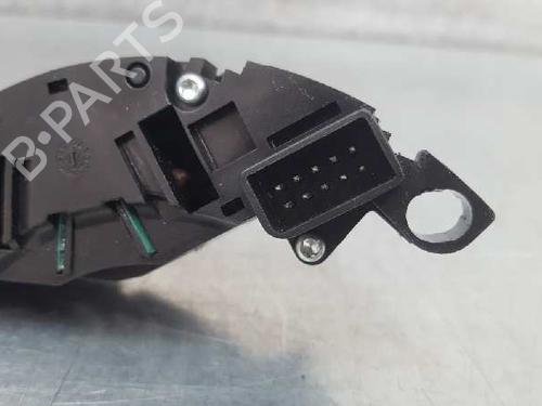 Steering wheel controls MERCEDES-BENZ C-CLASS (W203) C 220 CDI (203.008) | BP12740844E15 