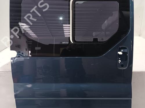 Used Right slide door OPEL VIVARO A Bus (X83) [2001-2015]  30355459