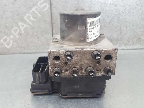 Used ABS pump FIAT CROMA (194_) 1.9 D Multijet (194AXC1B, 194AXC12) (150 hp) 12735074