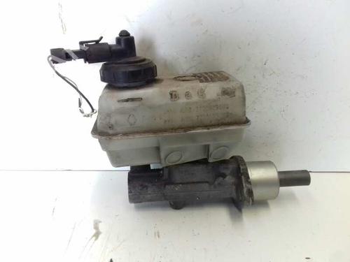Brake master cylinder RENAULT ESPACE III (JE0_) 1.9 dTi (JE0M) | BP12685211M77 
