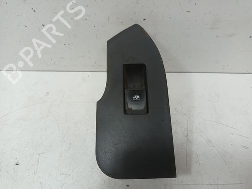Used Right rear window switch CHEVROLET CAPTIVA (C100, C140) 3.2 4WD (230 hp) 32031807