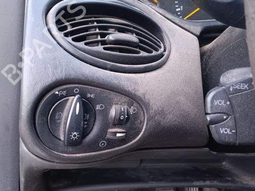 AC compressor FORD FOCUS I Turnier (DNW)  | BP30318875M34 