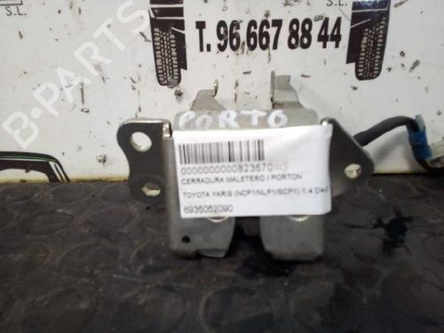 Bakluke lås TOYOTA YARIS (_P1_) 1.4 D-4D (NLP10_, NLP10R) (75 hp) 12812923