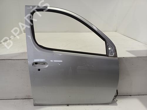 Used Right front door TOYOTA YARIS VERSO (_P2_) 1.3 (NCP20_, NCP22_, NCP20R, NCP22R) (86 hp) 17640150