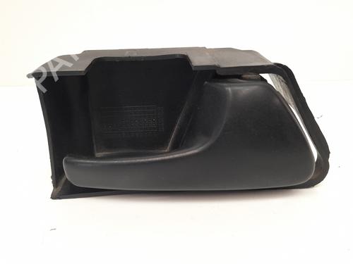Used Front right interior door handle VW VENTO (1H2) 1.6 (101 hp) 12777714