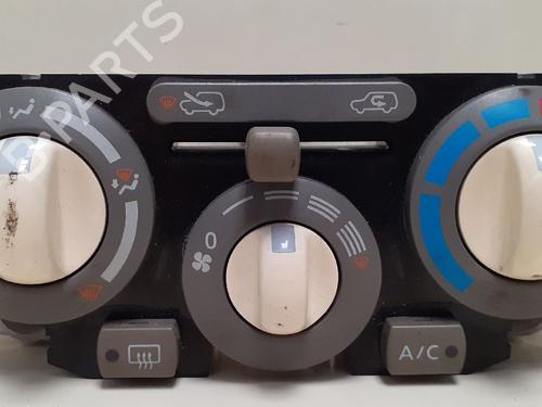 Used Climate control NISSAN MICRA III (K12) 1.2 16V (65 hp) 12763317