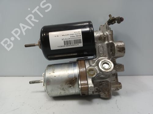 Used Brake master cylinder TOYOTA YARIS (_P13_) 1.5 Hybrid (NHP130_) (101 hp) 21379483