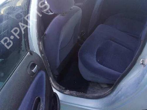 Left front fog light PEUGEOT 206 Hatchback (2A/C) 1.4 LPG | BP12810597C30 