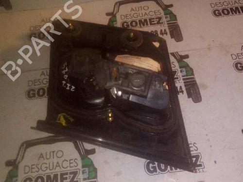 Feu de coffre gauche NISSAN PRIMERA (P11) 1.6 16V (99 hp) 12788455