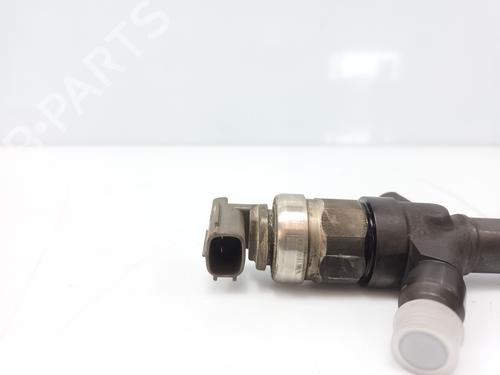 Injector TOYOTA COROLLA Verso (ZER_, ZZE12_, R1_) 2.0 D-4D (CUR10_, CUR10R) | BP23497027M100