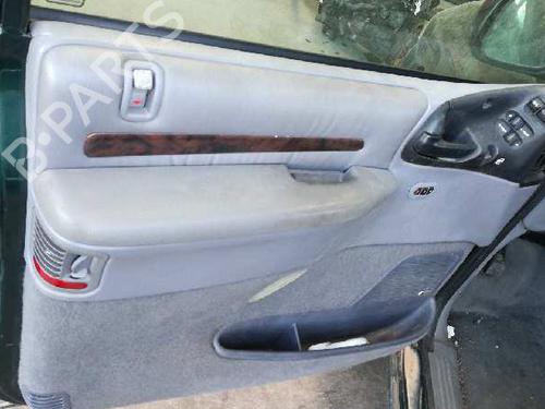 Front left lock CHRYSLER VOYAGER / GRAND VOYAGER III (GS_, NS_) 3.3 i | BP12744625C98